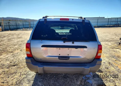 2000 Jeep Grand Cherokee Laredo z USA, uszkodzony, nr VIN 1J4GW48N8YC246206